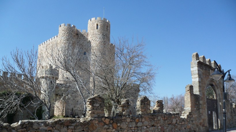 Vista del castillo desde la entrada principal